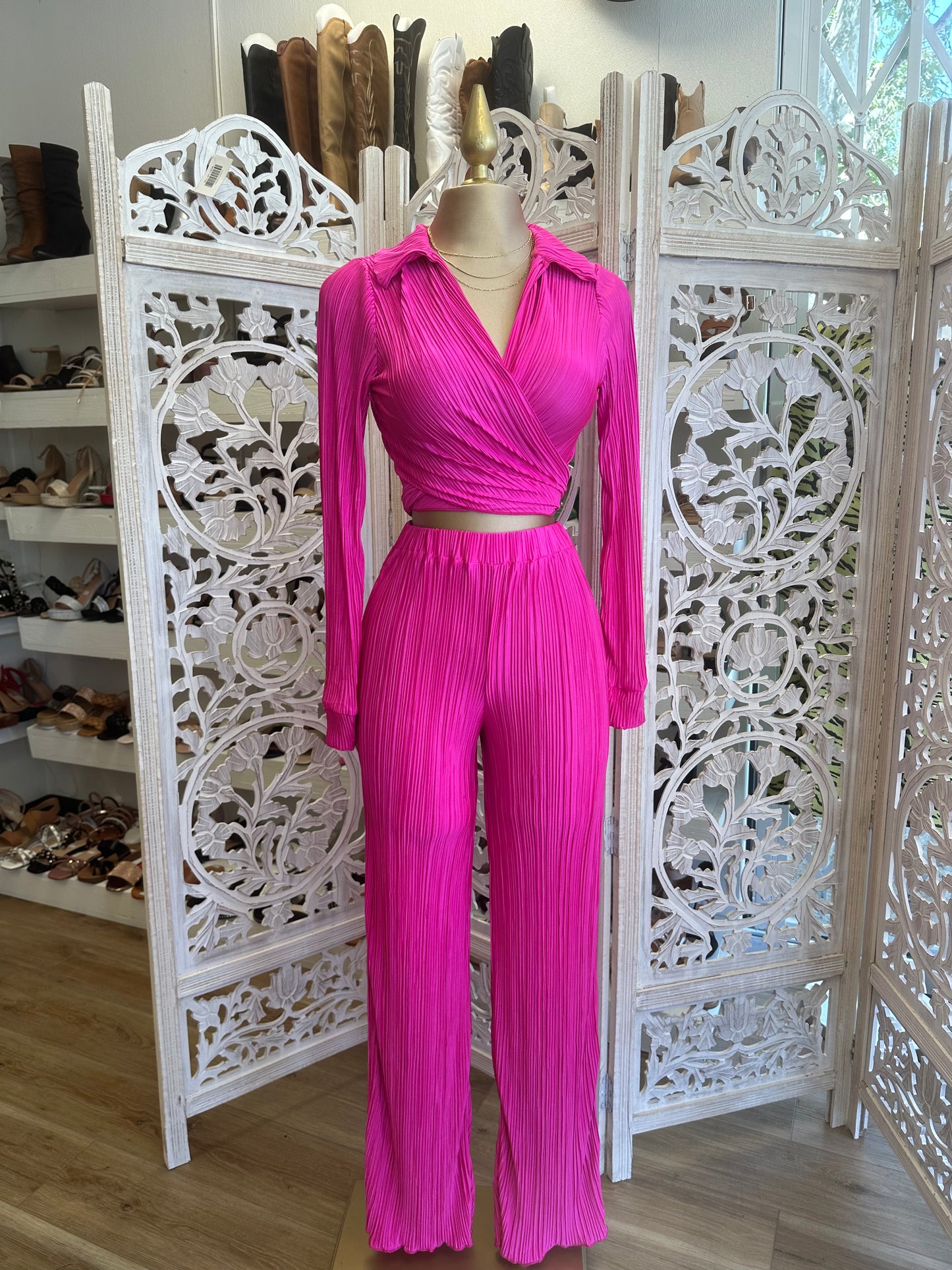 Hot Pink Pleated Tie Set