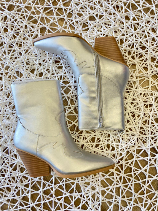 Sliver Western Booties