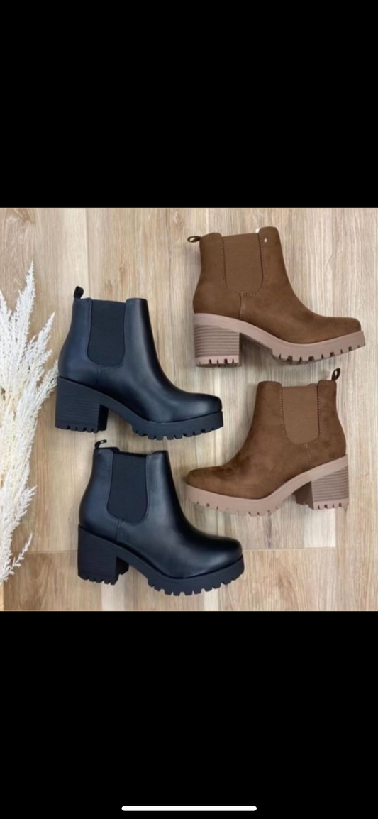 Chelsea Boots