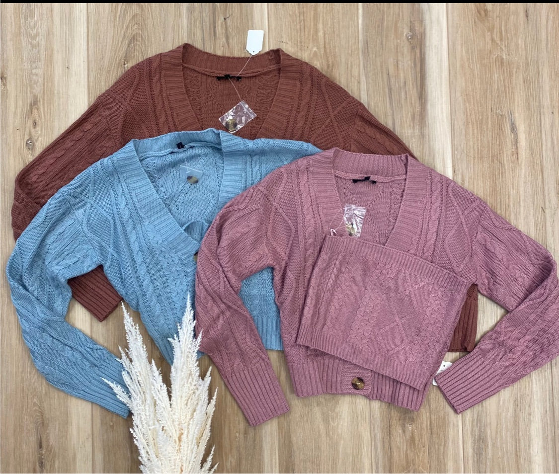 Crop sweater with top